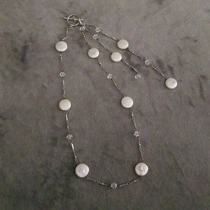 Pearled necklace